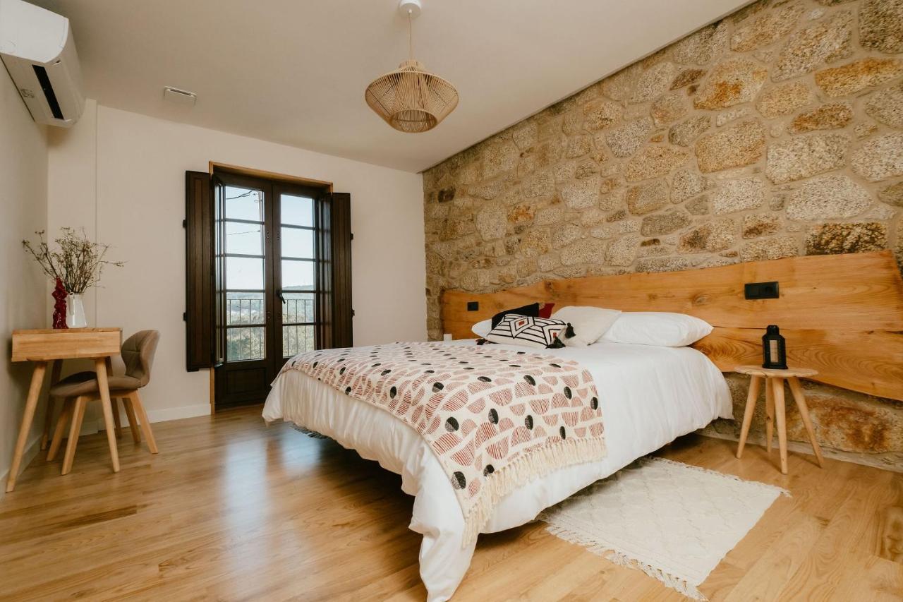 Islow Coliving Bed & Breakfast Laxe Dış mekan fotoğraf