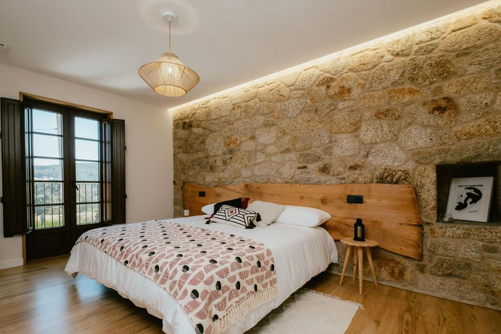 Islow Coliving Bed & Breakfast Laxe Dış mekan fotoğraf